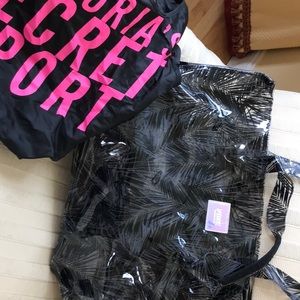 2 VS Pink bags Great weekender& accessory bag NWOT